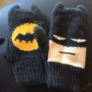 winter Batman mittens for baby